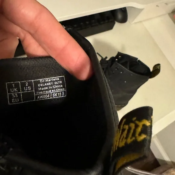 Dr. Marten glitter boots - Picture 5 of 5